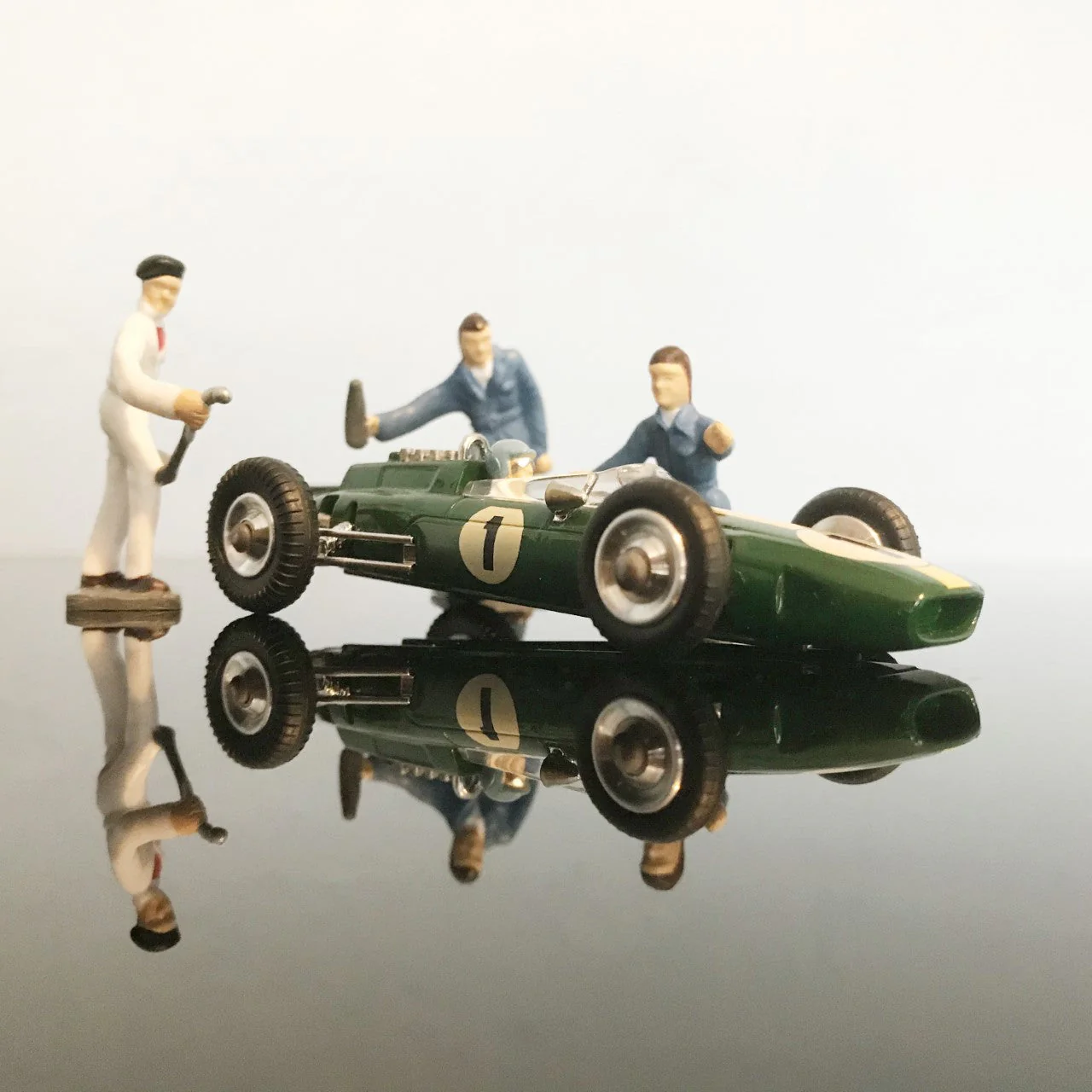 Lotus - Climax Formula 1 Racing Car (155) - Image 7