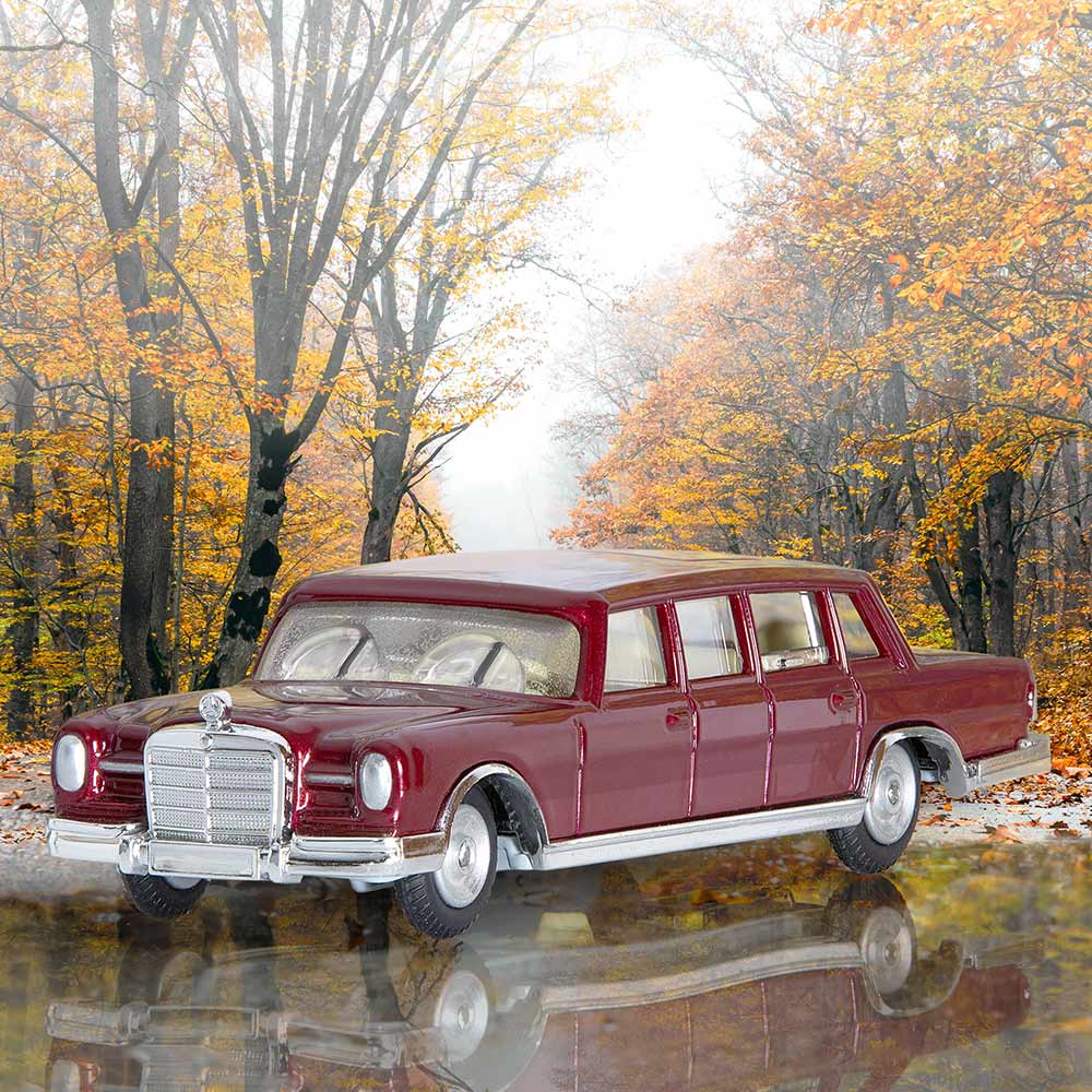 Mercedes-Benz Pullman (247) - Image 2