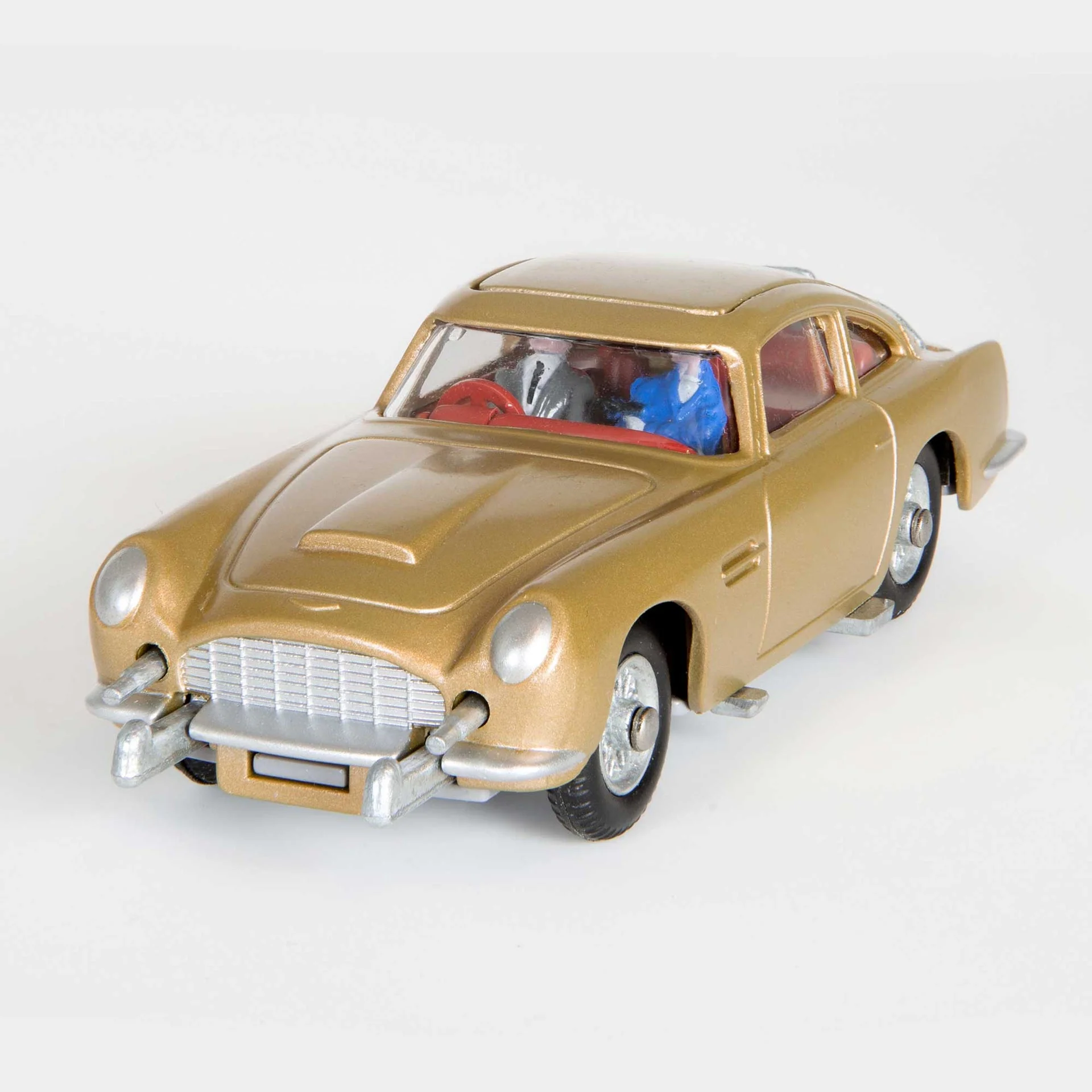 James Bond's Aston Martin D.B.5 (261) - Image 3