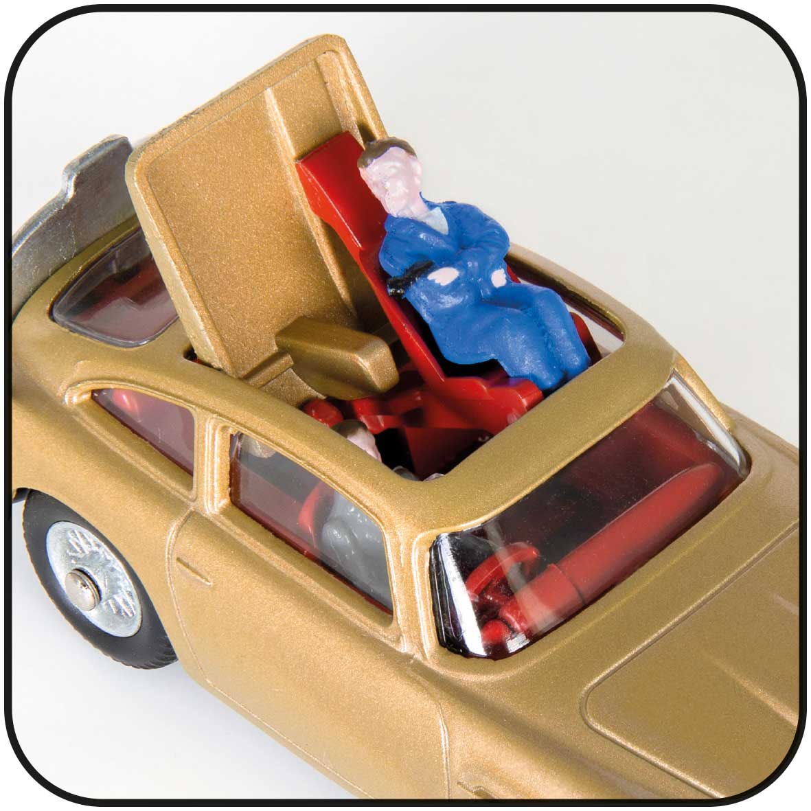 James Bond's Aston Martin D.B.5 (261) - Image 6