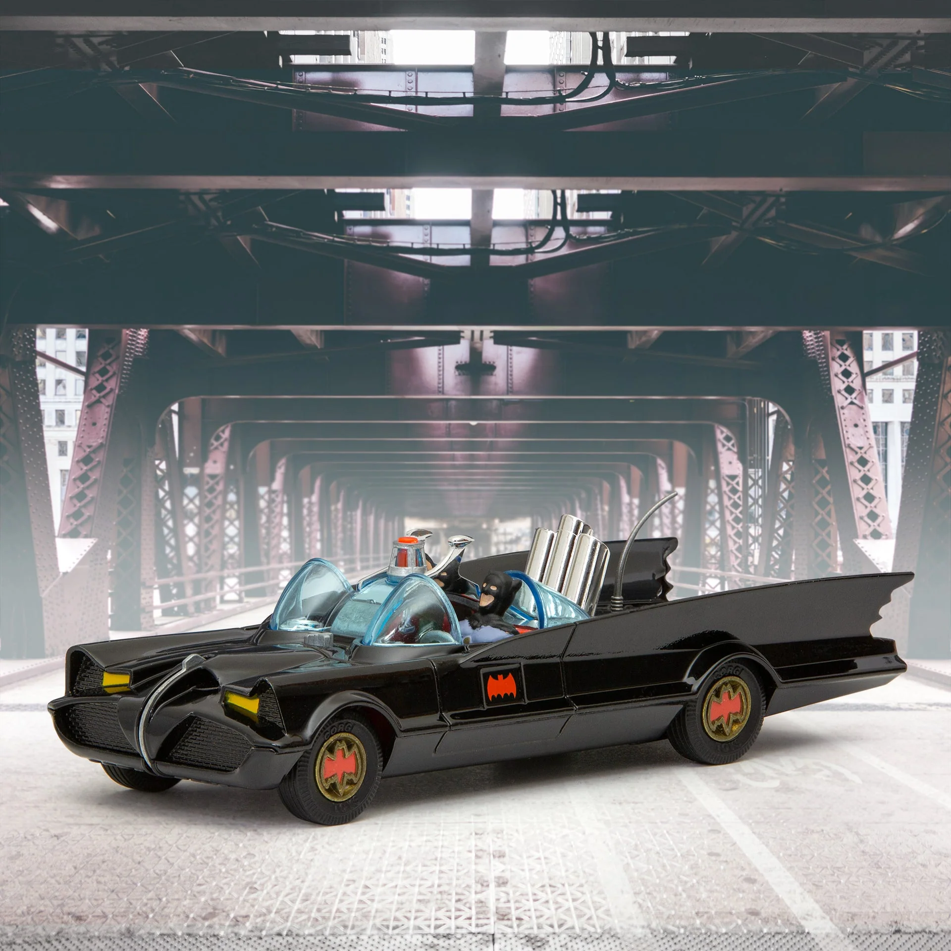 Batmobile with Batman and Robin - Gloss Black Edition (267) - Image 12