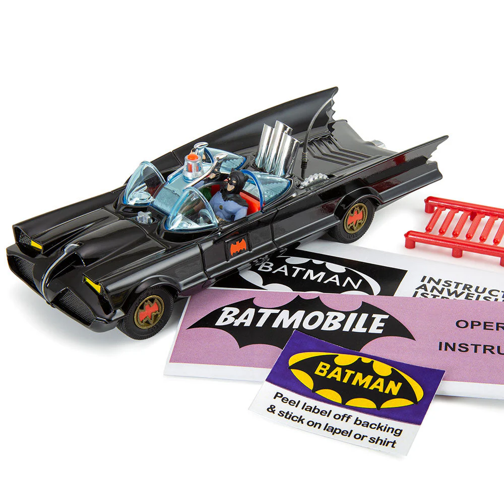 Batmobile with Batman and Robin - Gloss Black Edition (267) - Image 2