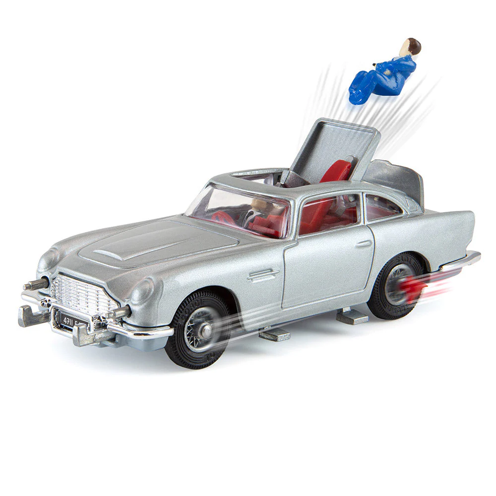 James Bond's Aston Martin DB5 Silver Grille Edition (270) - Image 3