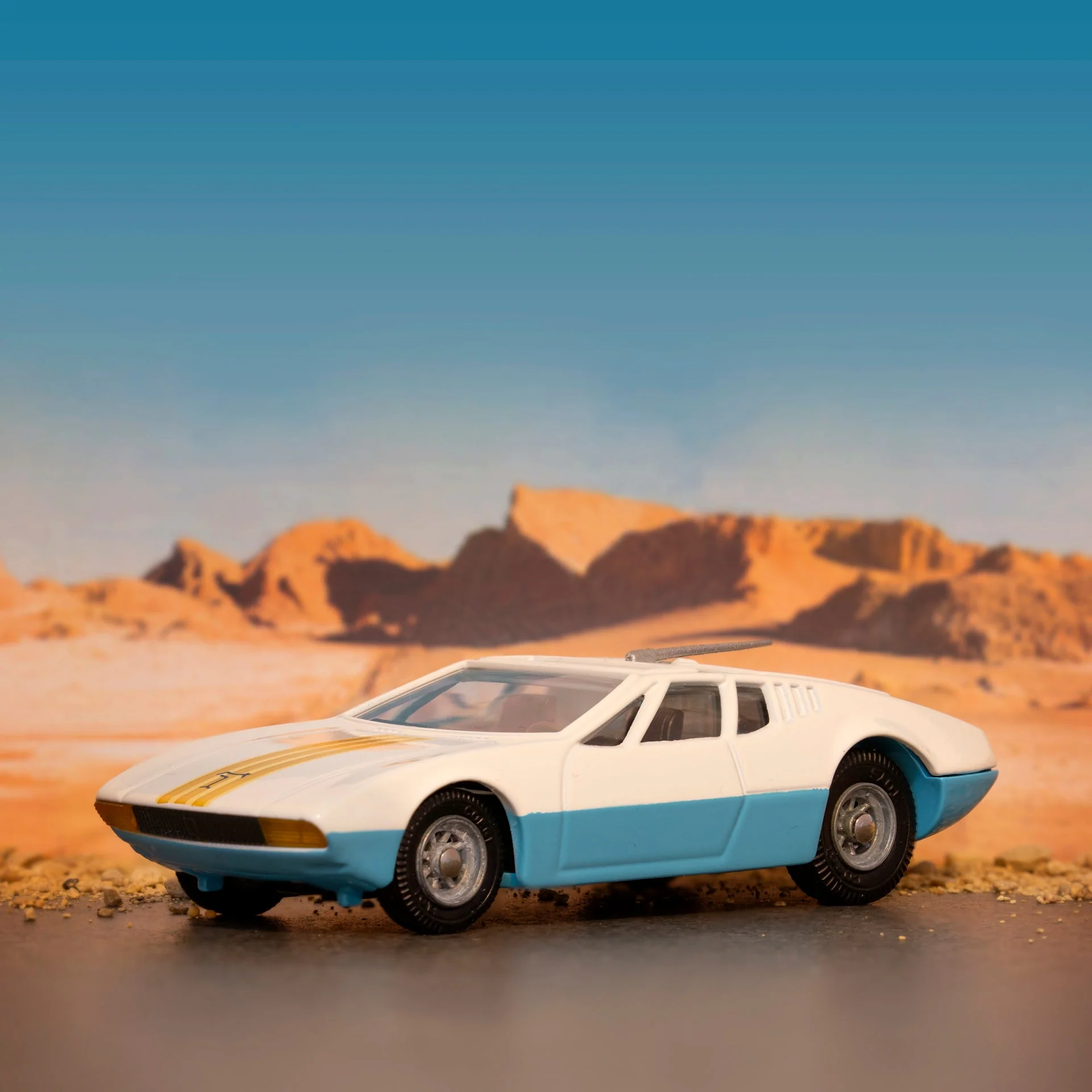 Ghia 5000 Mangusta with De Tomaso Chassis (271) - Image 2