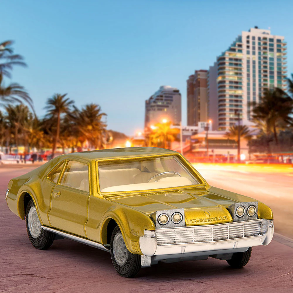 Oldsmobile Toronado (276) - Image 2