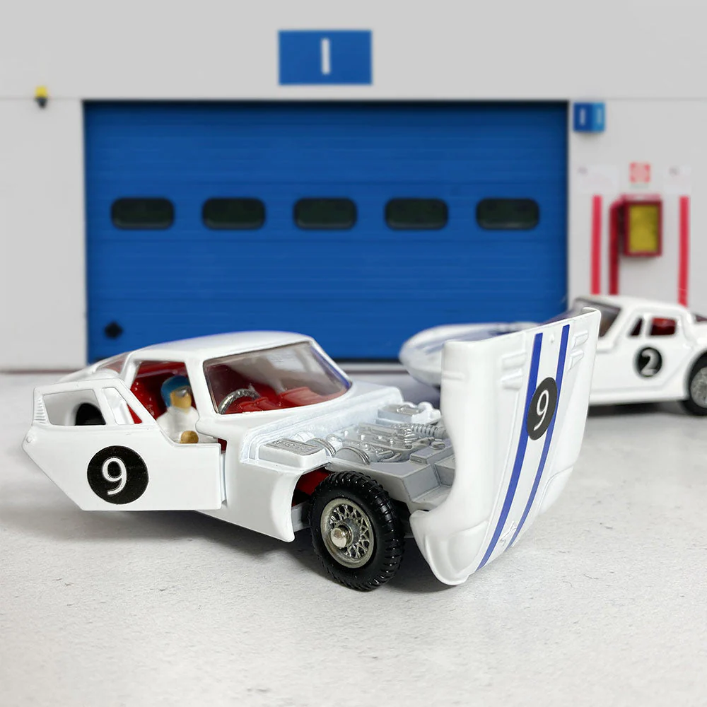 Marcos 1800 G.T. with Volvo Engine (324) - Image 2