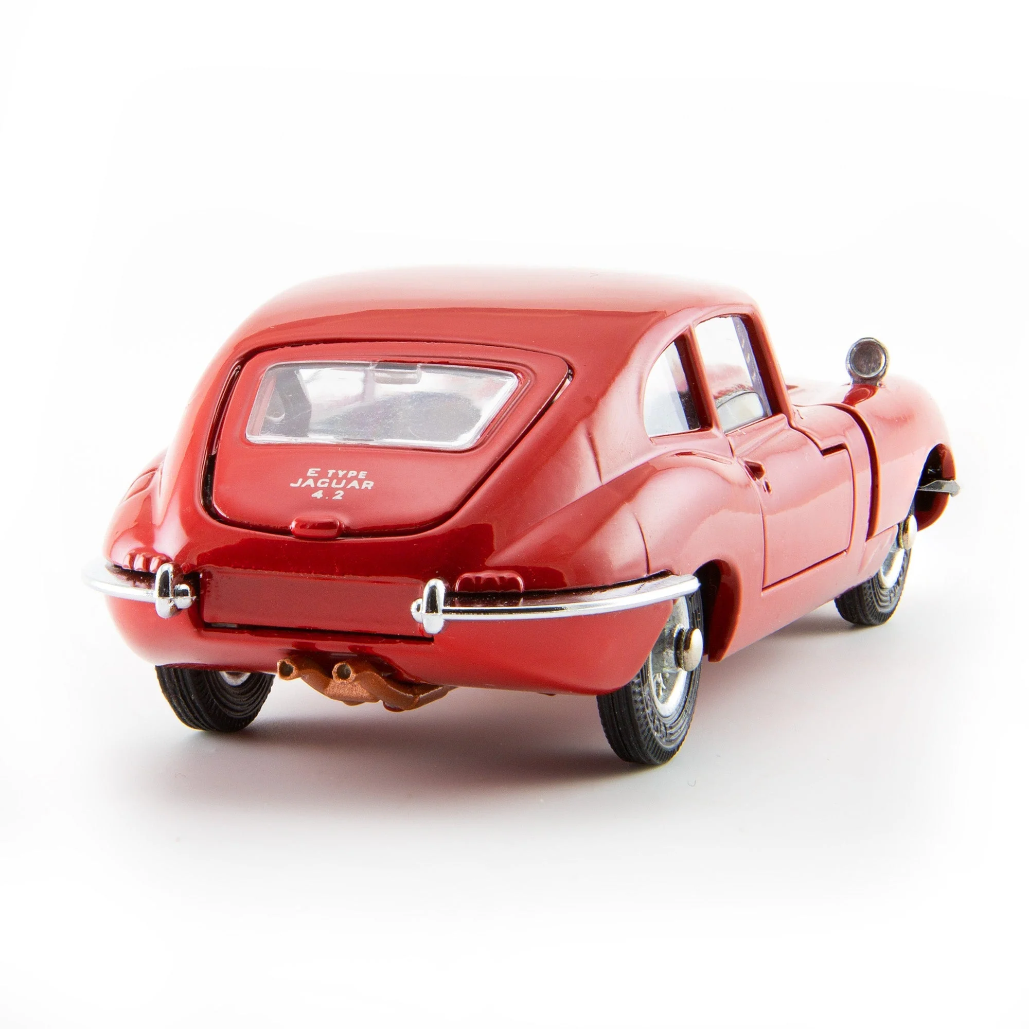 4.2 Litre Jaguar 'E' Type 2+2 (335) - Image 4