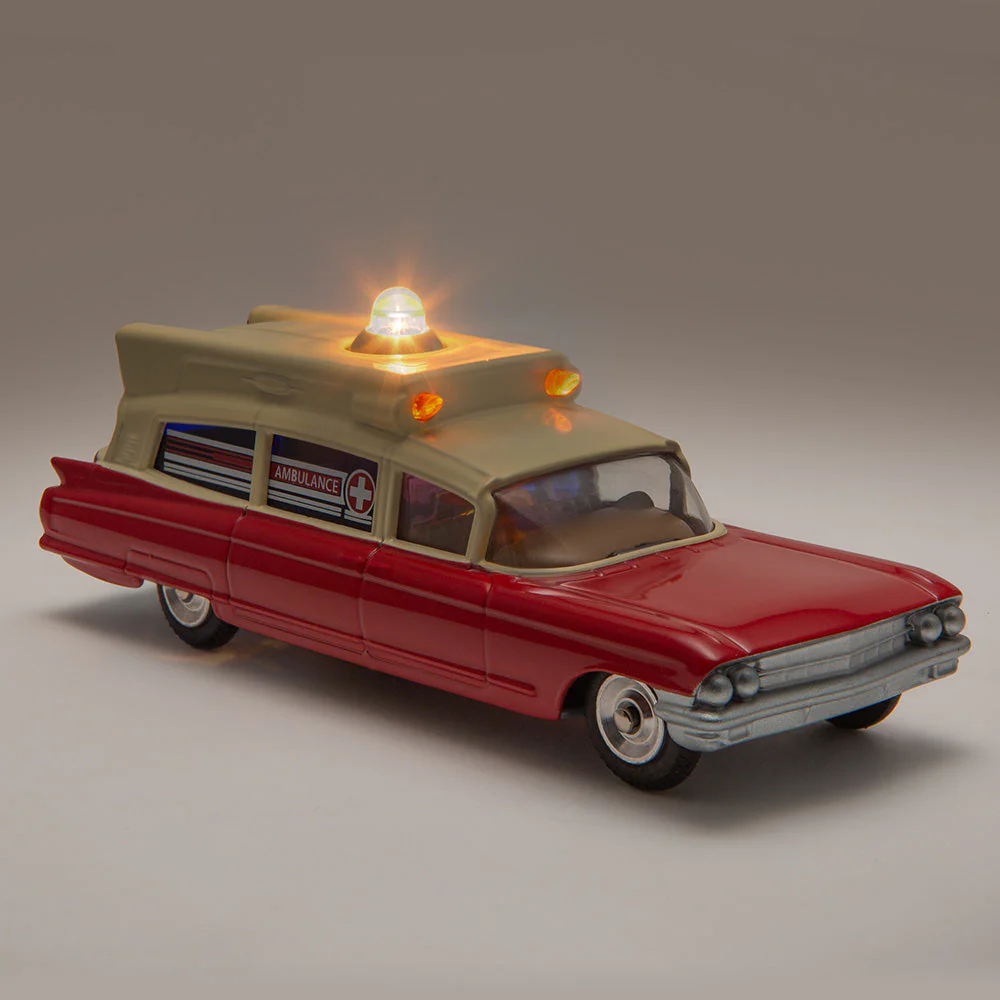 Superior Ambulance on Cadillac Chassis in red and cream livery (437) - Image 3