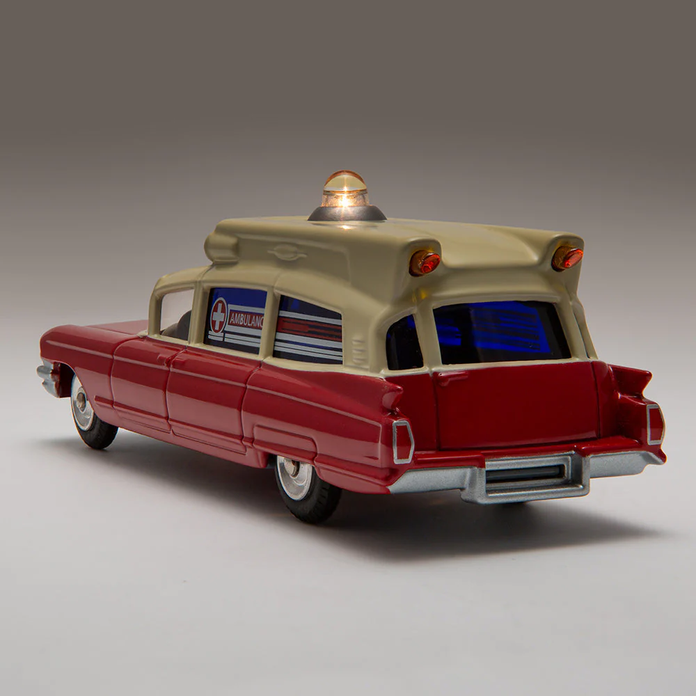 Superior Ambulance on Cadillac Chassis in red and cream livery (437) - Image 4