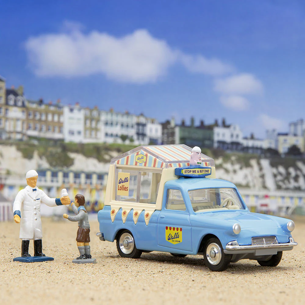 Wall's Ice Cream Van on Ford Thames (with figures) (447) - Image 2