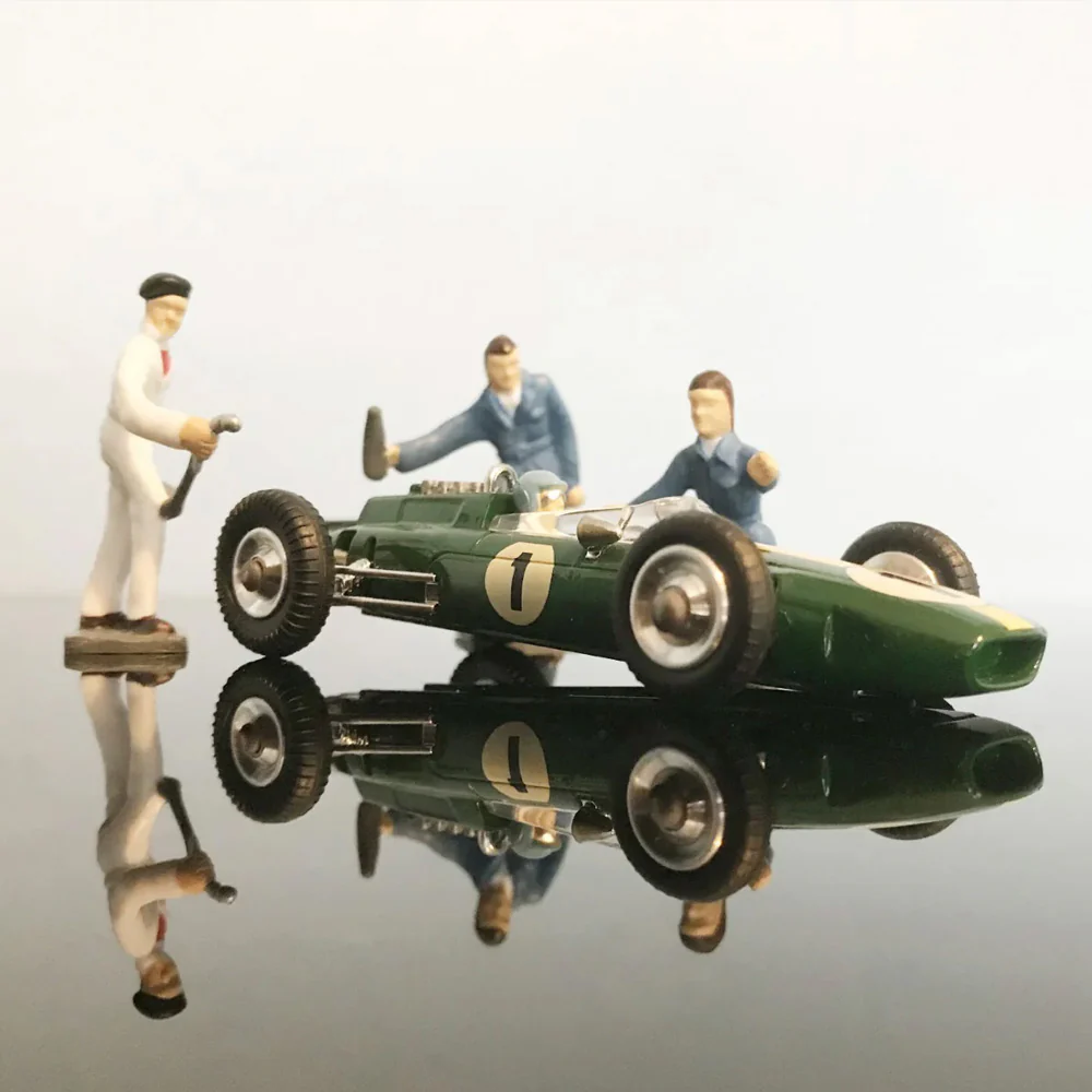 Corgi Model Club Membership LOT003 (SAVE 25%- 40% WITH MEMBERSHIP) - Image 4